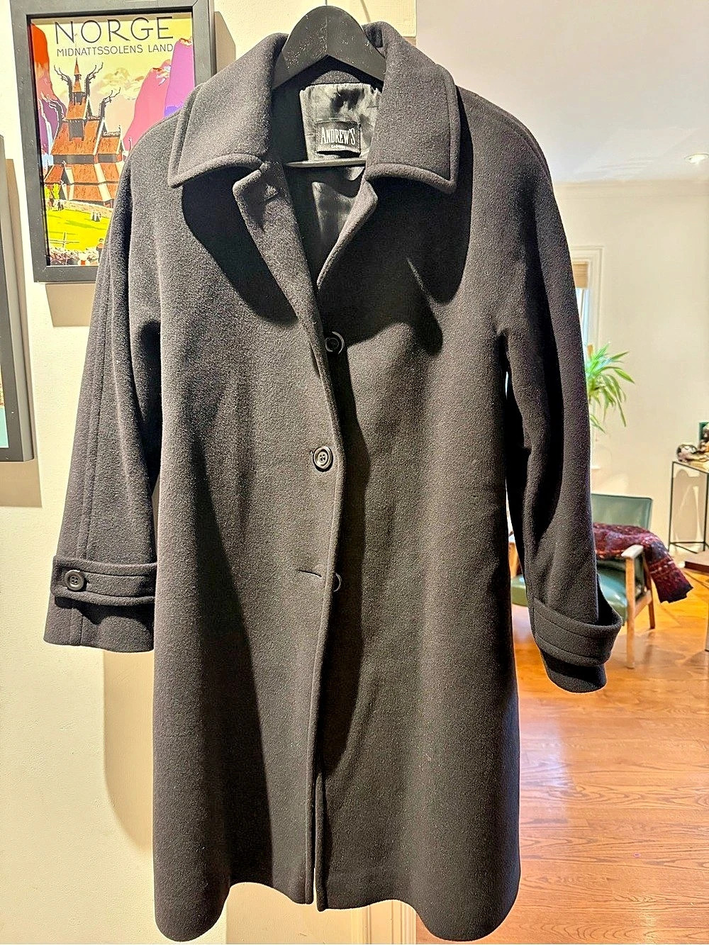 Premium Vintage Andrew’s Maresima Coat – 60% Angora, 40% Lambswool, sz8